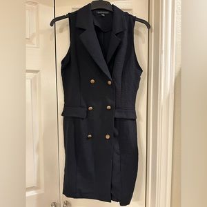 Black sleeveless double breasted dress - Size Medium